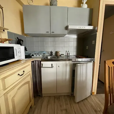 Tour De Garde Ax Les Thermes Apartmán *